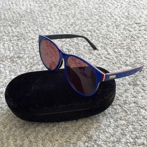 EUC Gucci Sunglasses GG0271SA-30002361